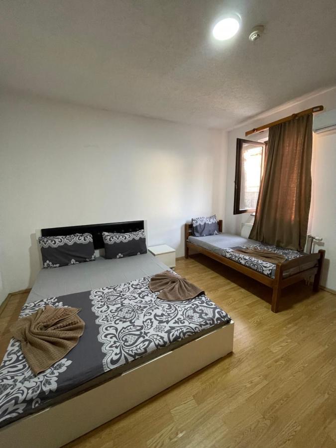 Ela Hostel Prizren Exterior photo